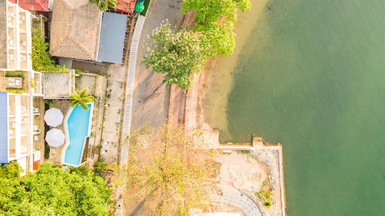 Saravoan-Kep Hotel Exterior photo